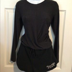 Charcoal active wear long sleeve